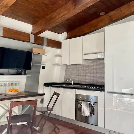 Porta Venezia-cozy Apartamento