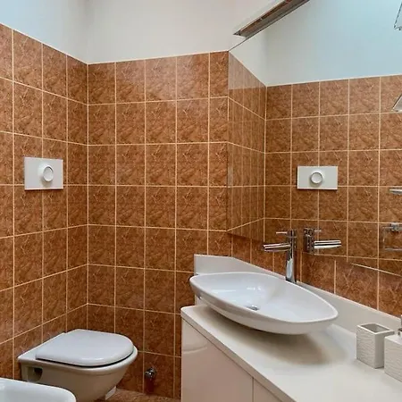 Porta Venezia-cozy Apartment *